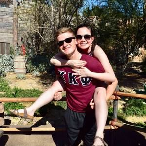 Meet your Posher, Laura